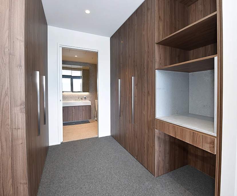 $1,075, Whole-property, 2 bathrooms, Melbourne VIC 3000