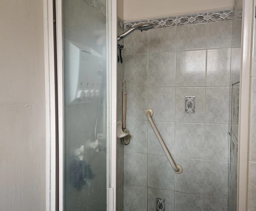 Furnished room with own bathroom