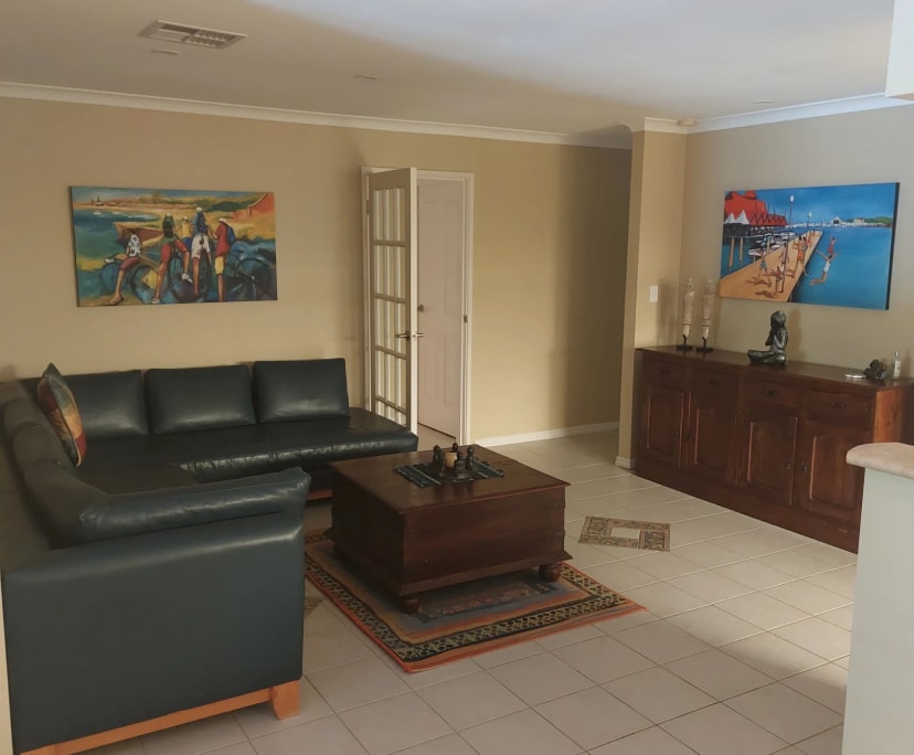 Room for Rent in Iluka, Perth 275, Furnished, Sha...