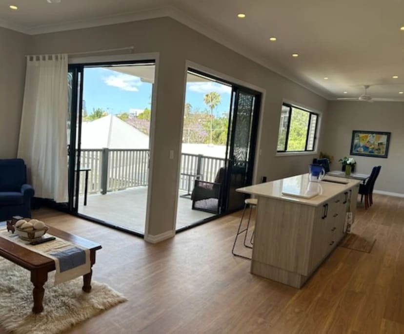 $390, Share-house, 4 bathrooms, Highgate Hill QLD 4101