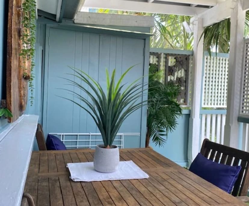 $330, Share-house, 3 bathrooms, Kangaroo Point QLD 4169