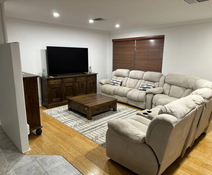 propertyImage