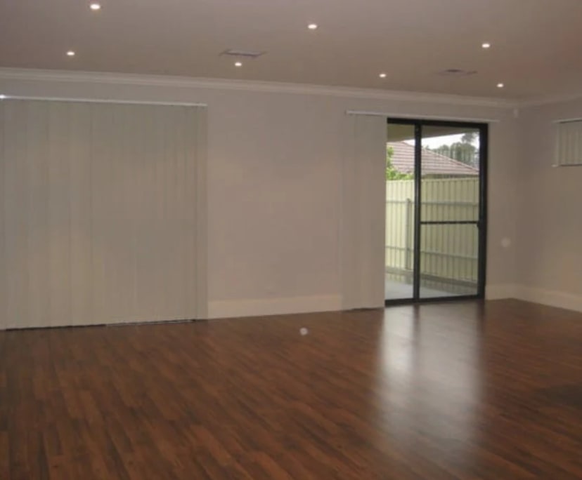Room in a share house