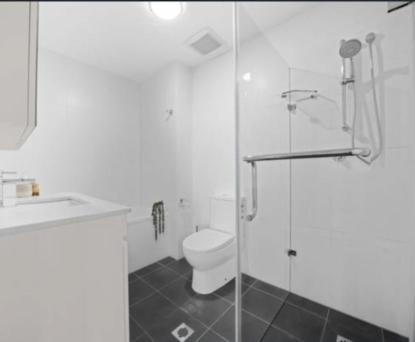 Furnished room with own bathroom