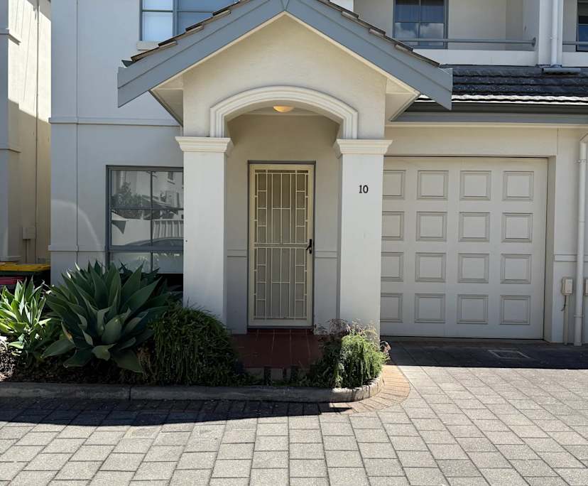 Furnished room with own bathroom