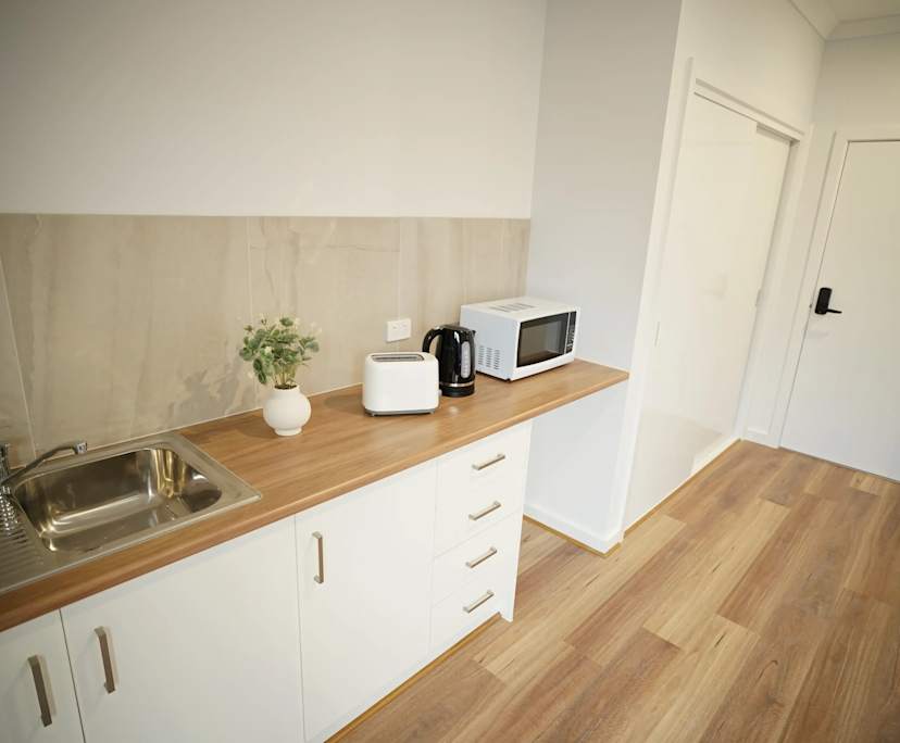 $270, Share-house, 6 bathrooms, Churchill VIC 3842