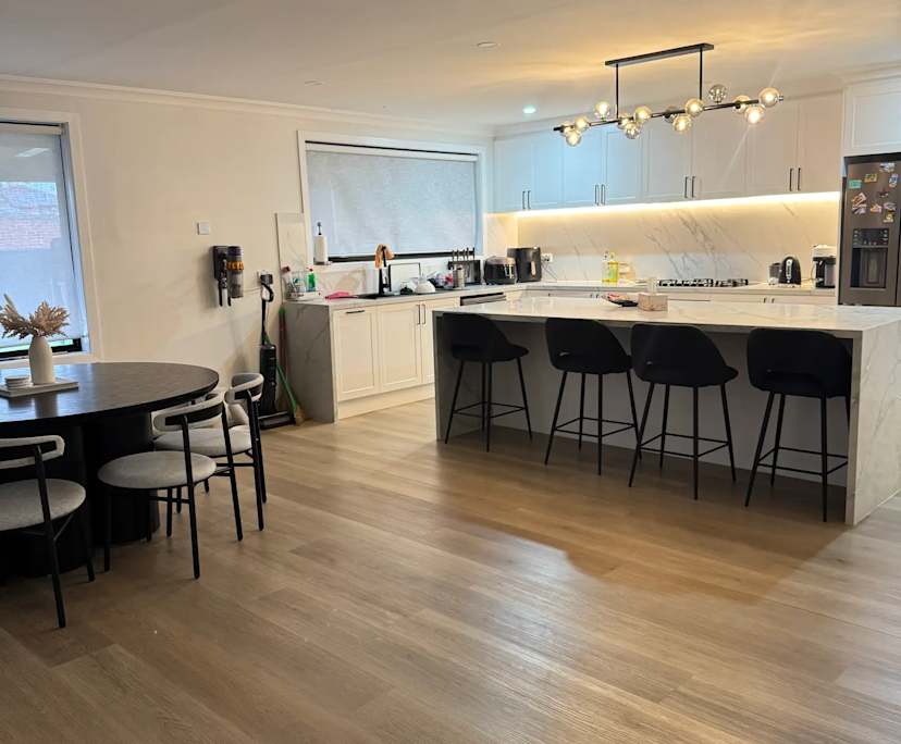 $250, Share-house, 3 bathrooms, Sunshine North VIC 3020