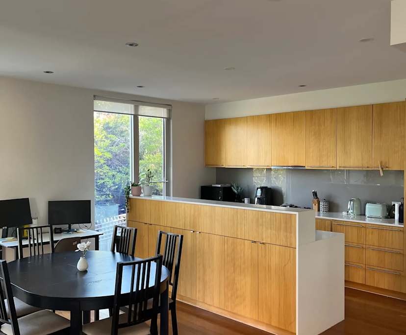 Furnished room in a share house