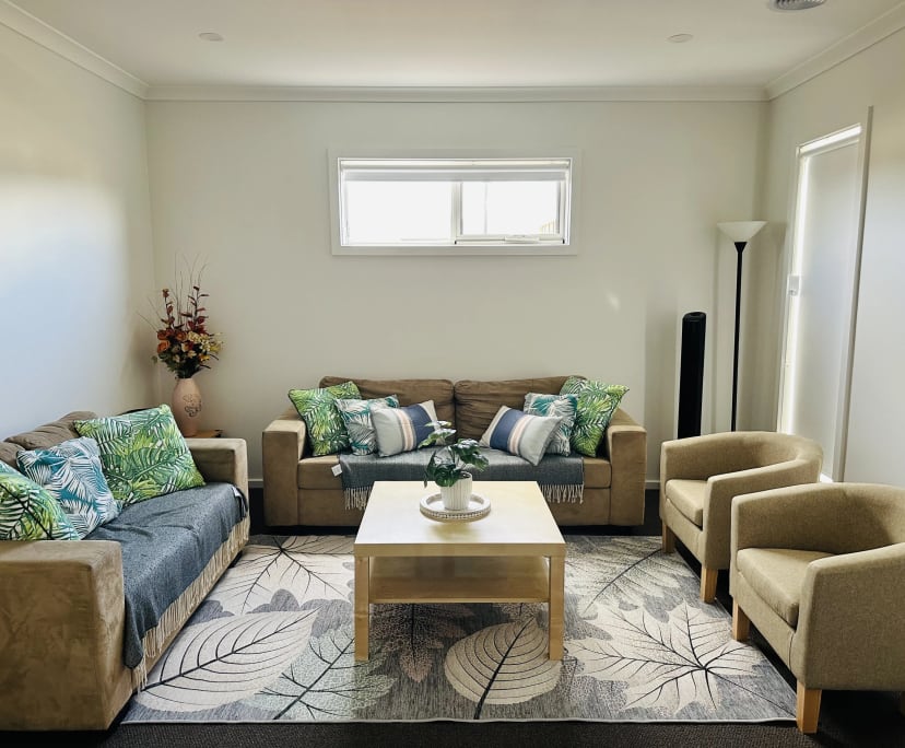 2 Rooms for Rent in Thornhill Park, Melbourne 175...