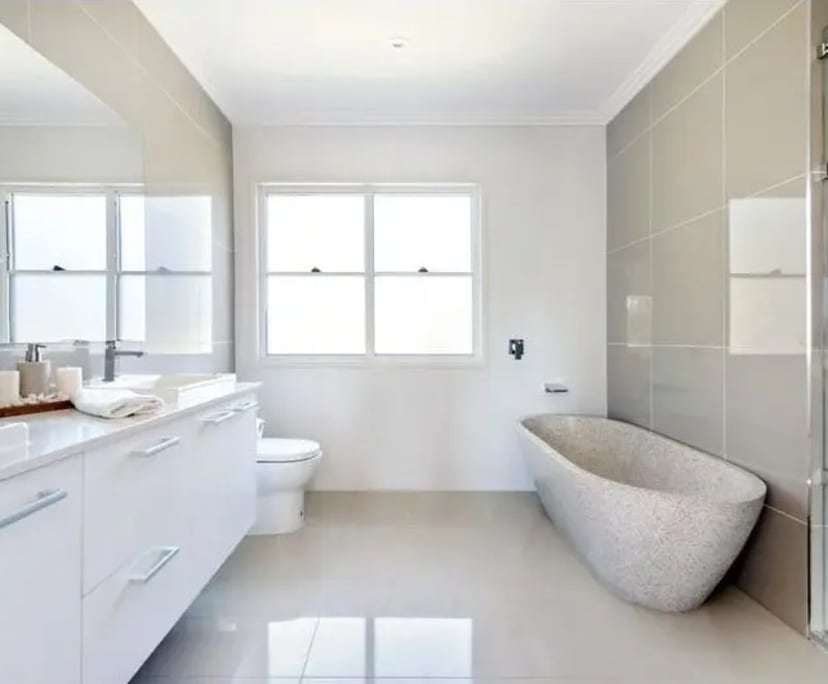 $600, Share-house, 4 bathrooms, Burleigh Heads QLD 4220