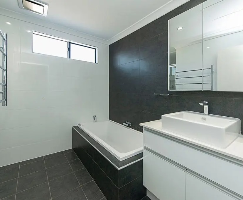 $300, Share-house, 4 bathrooms, Saint James WA 6102