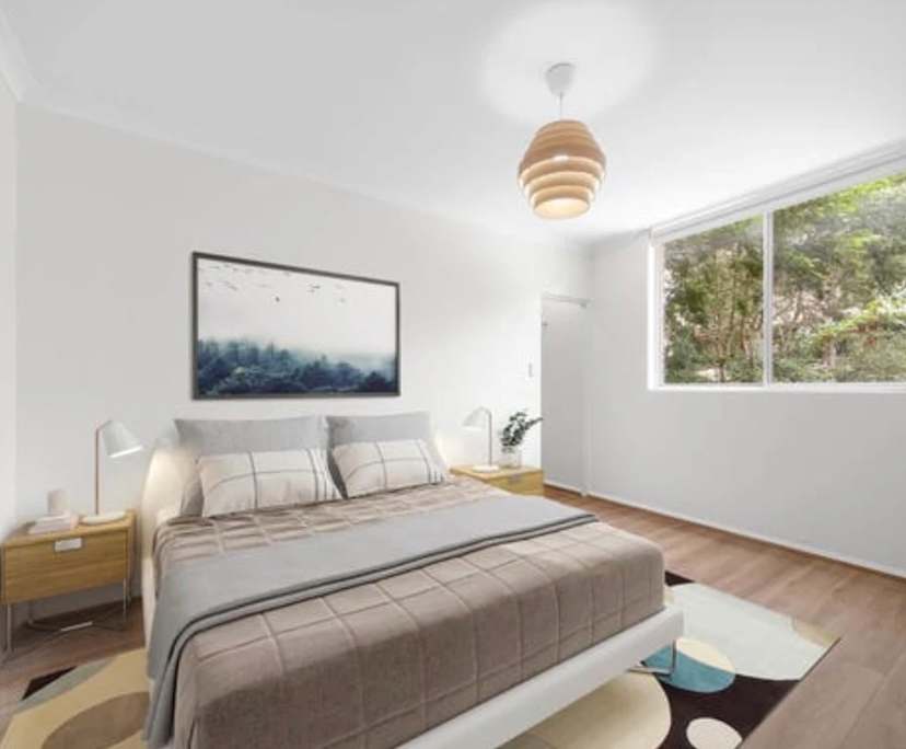 Furnished room in a flatshare
