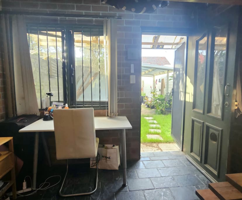 Furnished room in a share house