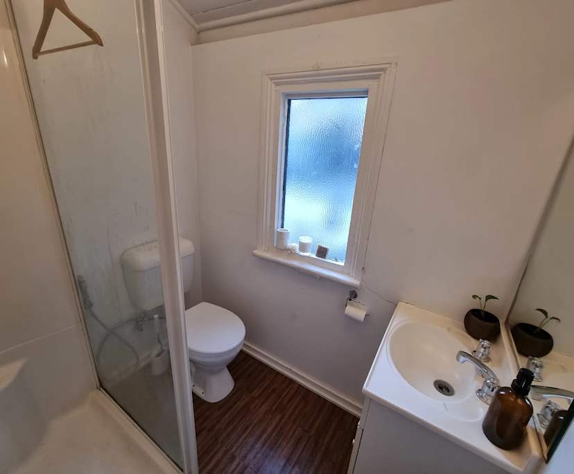 $990, Whole-property, 2 bathrooms, Bronte NSW 2024