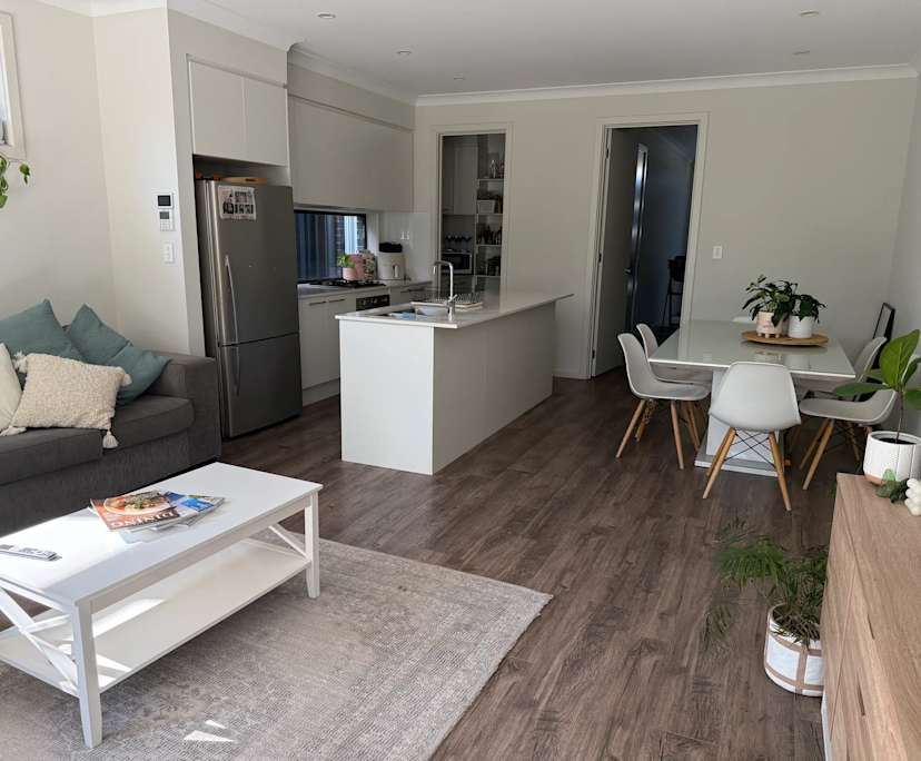 Unfurnished room in a share house