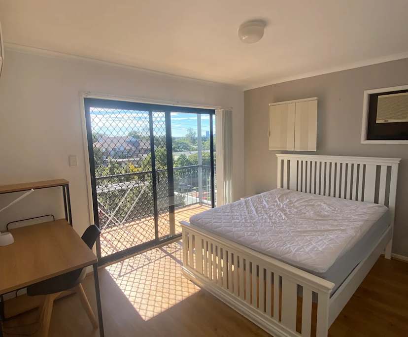 Furnished room with ensuite in a share house