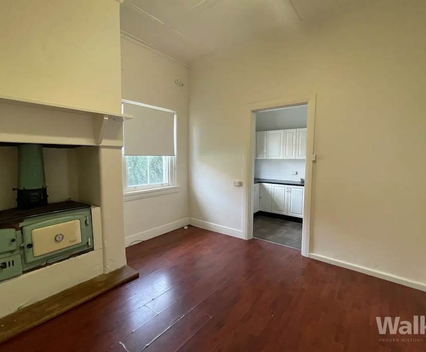 Unfurnished room in a share house