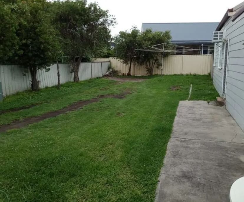 $850, Whole-property, 4 bathrooms, Broadmeadow NSW 2292