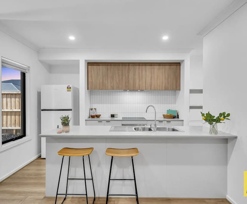 Room in a share house