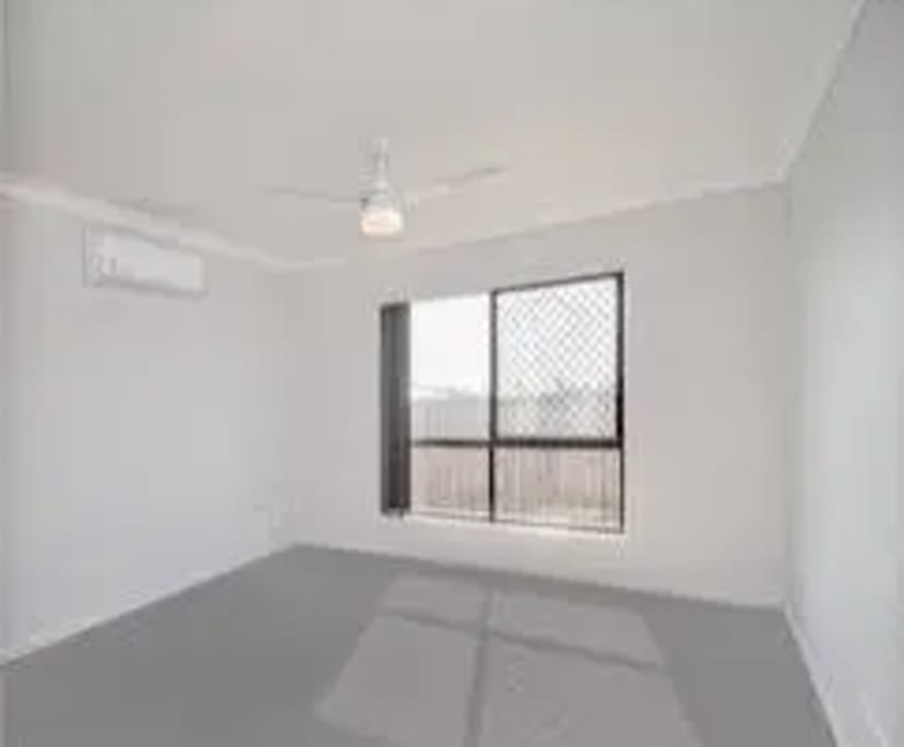 Unfurnished room in a share house