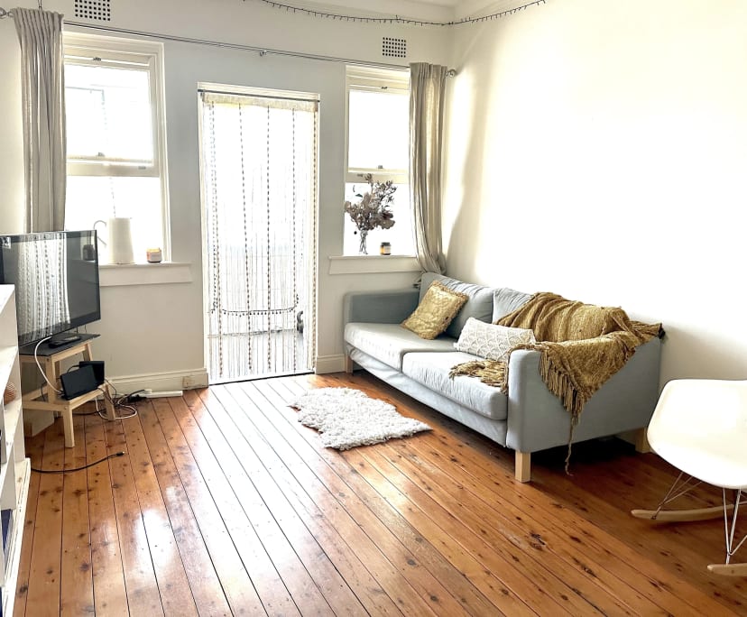 Whole property with 2 rooms for rent