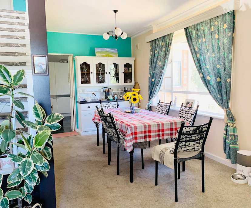 $270, Share-house, 4 bathrooms, Bellevue Heights SA 5050