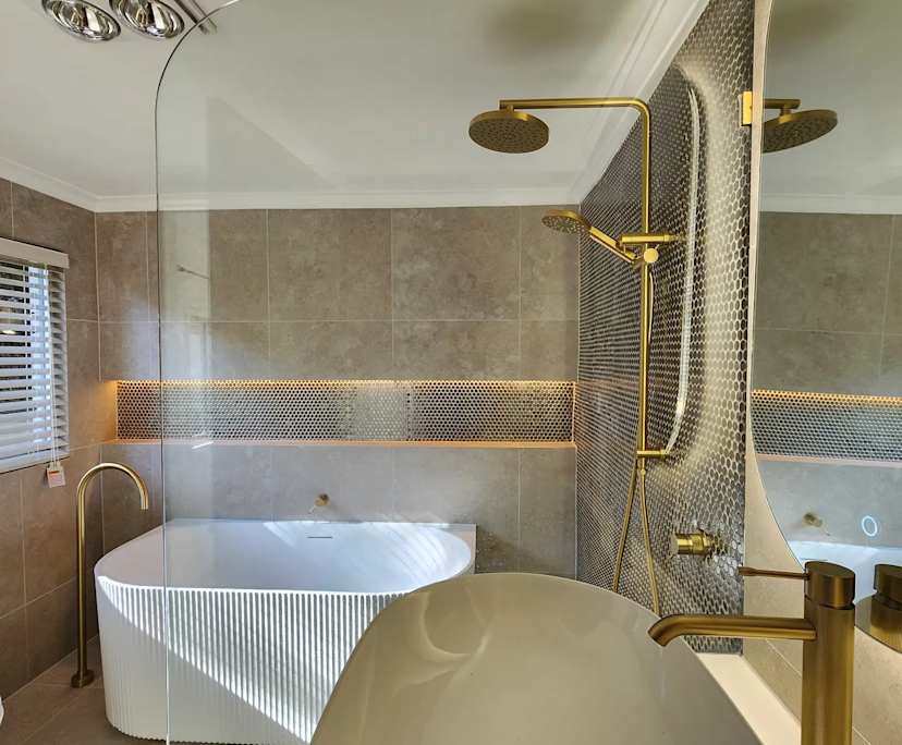 Whole property with 3 rooms for rent