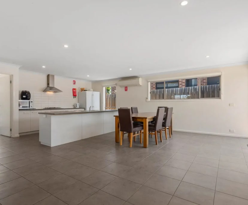 $175-200, Share-house, 4 rooms, Waurn Ponds VIC 3216, Waurn Ponds VIC 3216