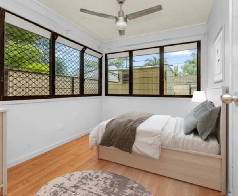 Unfurnished room with own bathroom
