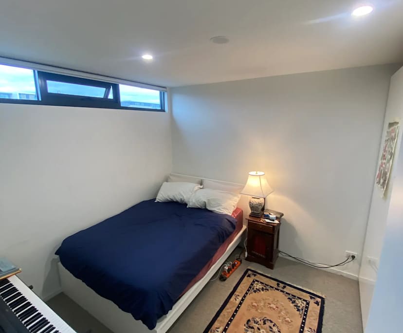 Unfurnished room in a flatshare