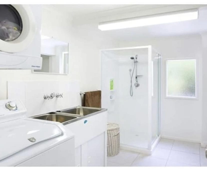 $370, Granny-flat, 1 bathroom, Noosaville QLD 4566