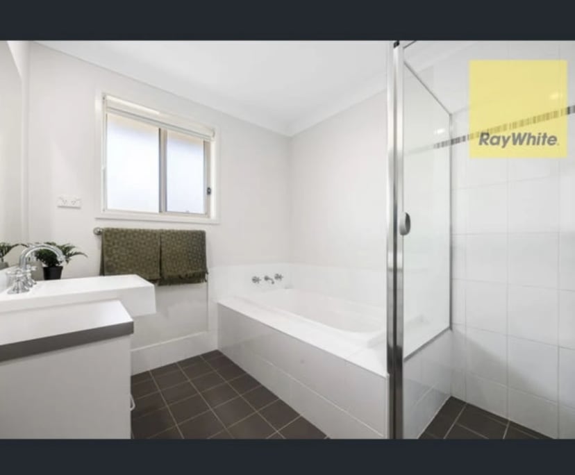 Unfurnished room with own bathroom