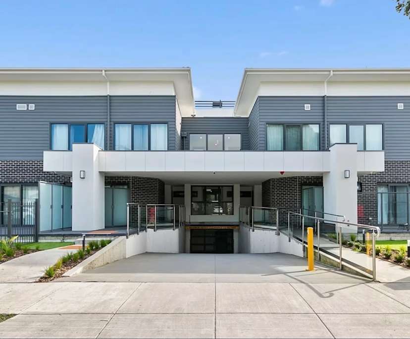 Whole property with 3 rooms for rent