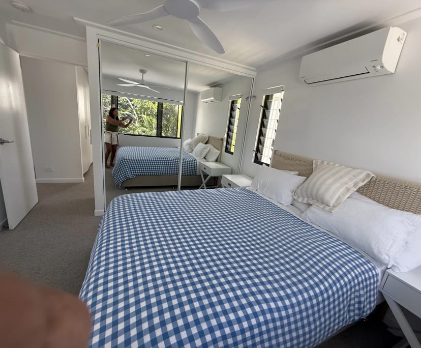 Furnished room in a share house
