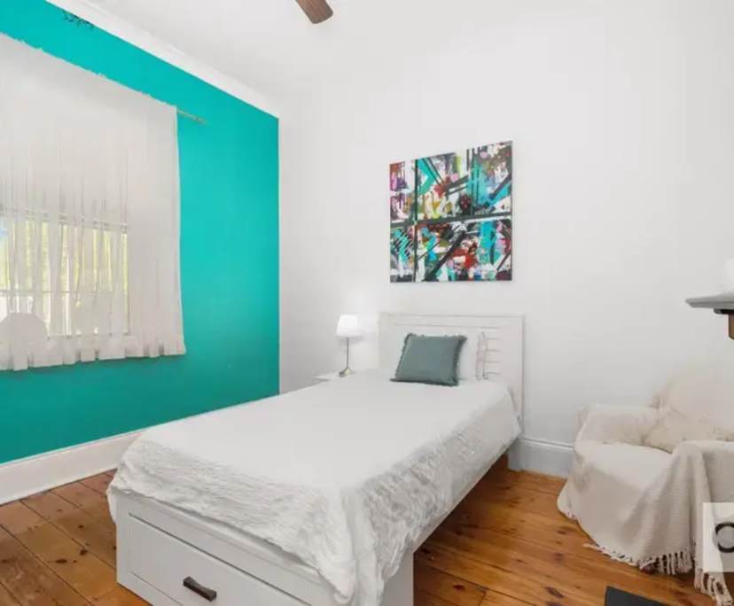 propertyImage