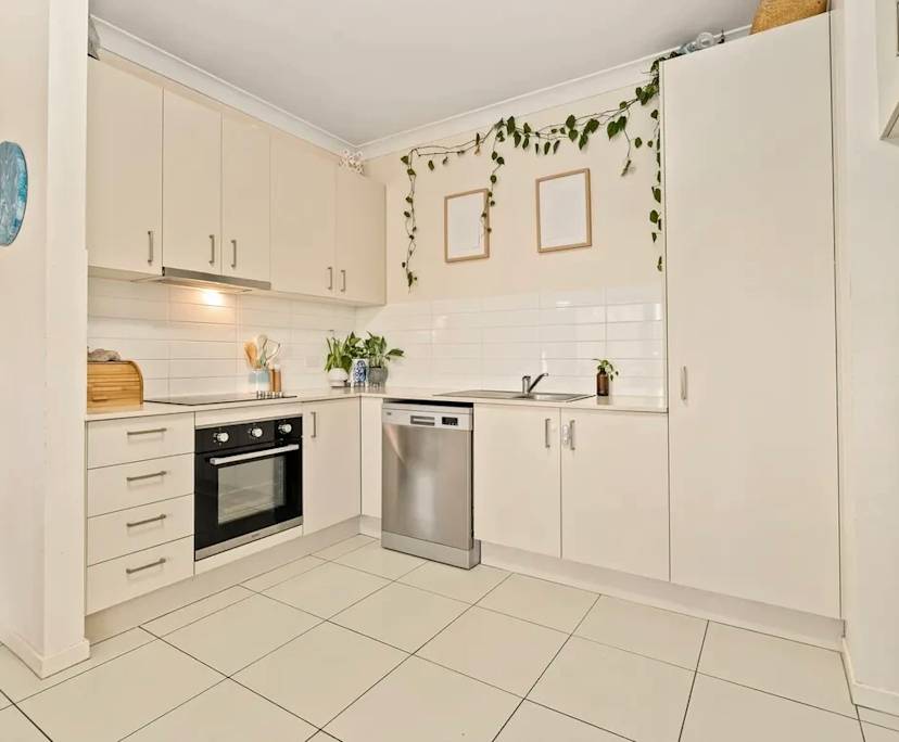 Unfurnished room with ensuite in a share house