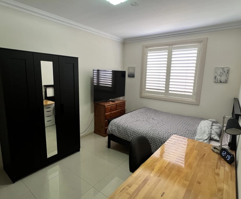 Furnished room in a share house