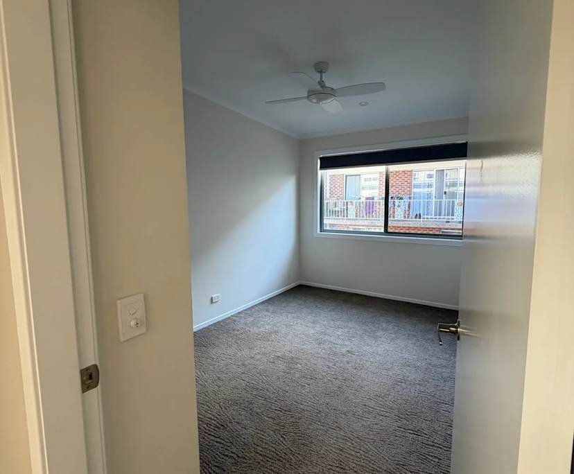 Unfurnished room in a share house