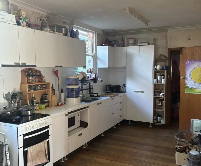 Furnished room in a share house