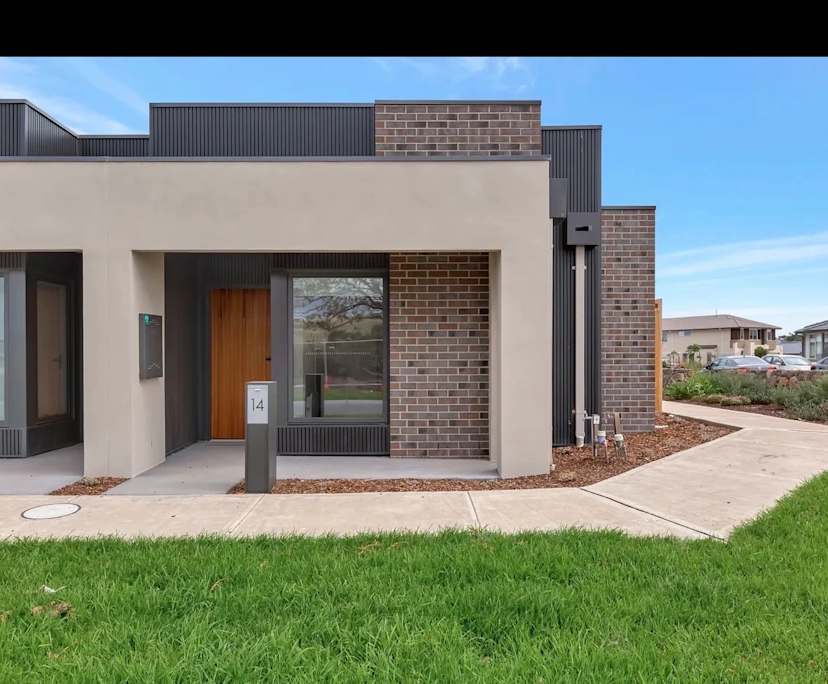 Room with ensuite in a share house
