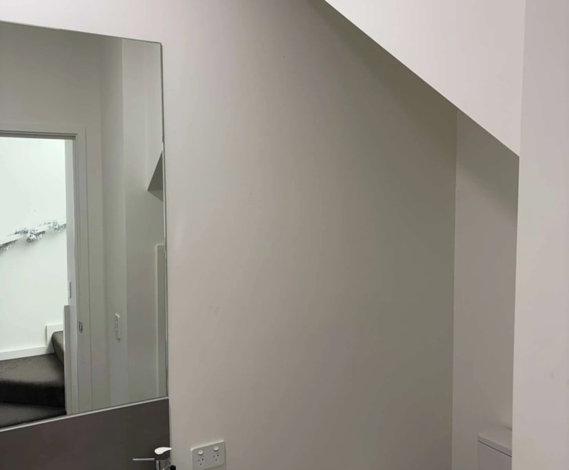 $280, Share-house, 3 bathrooms, Hope Island QLD 4212