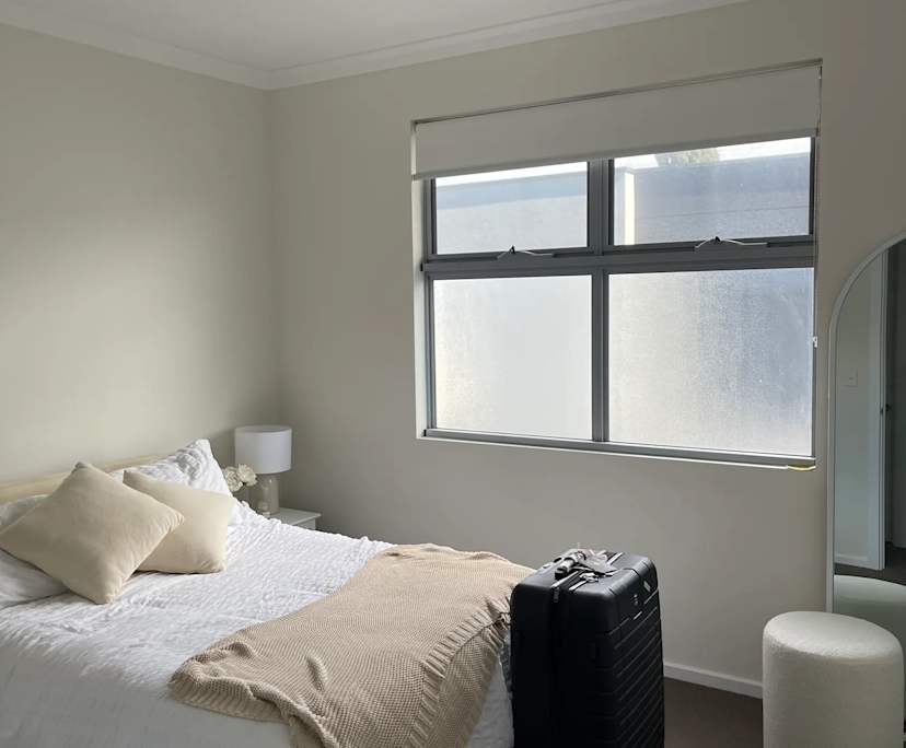 Whole property with 2 rooms for rent