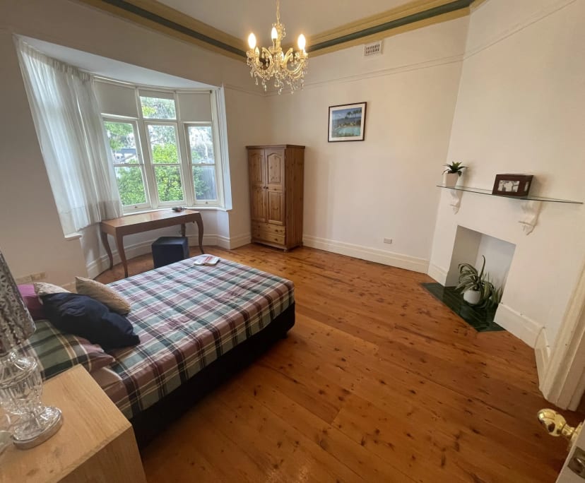 $1,500, Whole-property, 4 bathrooms, Balaclava VIC 3183