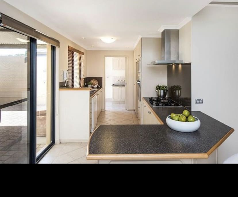 $450, Share-house, 4 bathrooms, Scarborough WA 6019