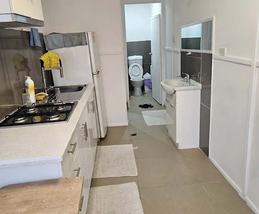 Room granny flat for rent