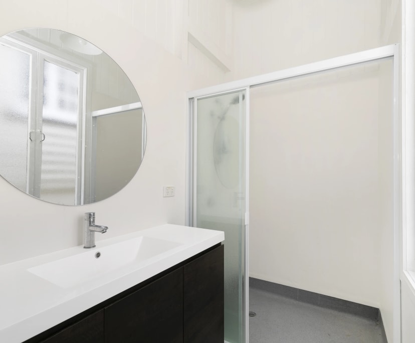 $180, Student-accommodation, 1 bathroom, Kelvin Grove QLD 4059