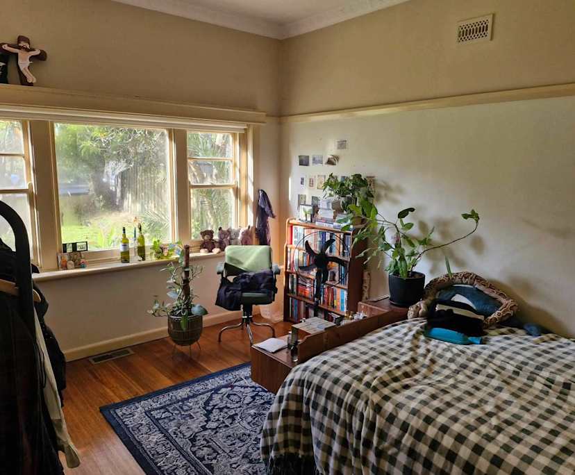 Unfurnished room in a share house