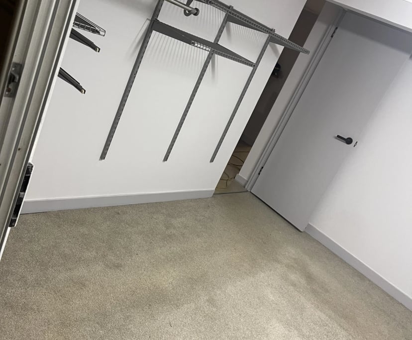 $350, Share-house, 5 bathrooms, Miami QLD 4220