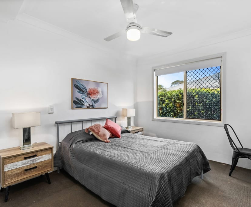 $300, Flatshare, 2 bathrooms, Kearneys Spring QLD 4350