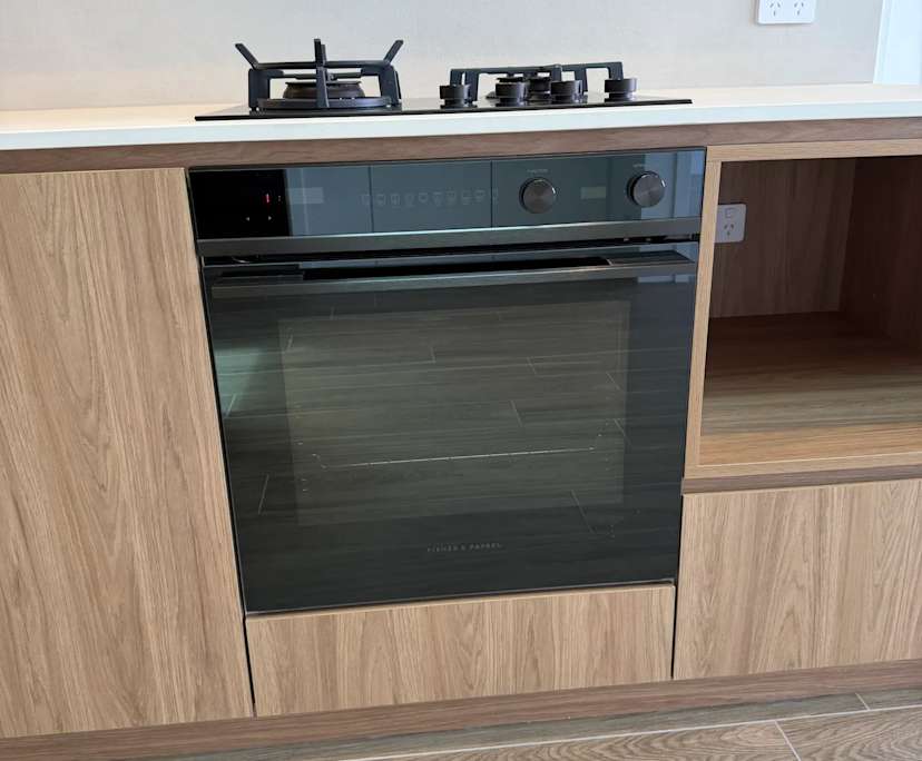 $850, Whole-property, 2 bathrooms, Gladesville NSW 2111